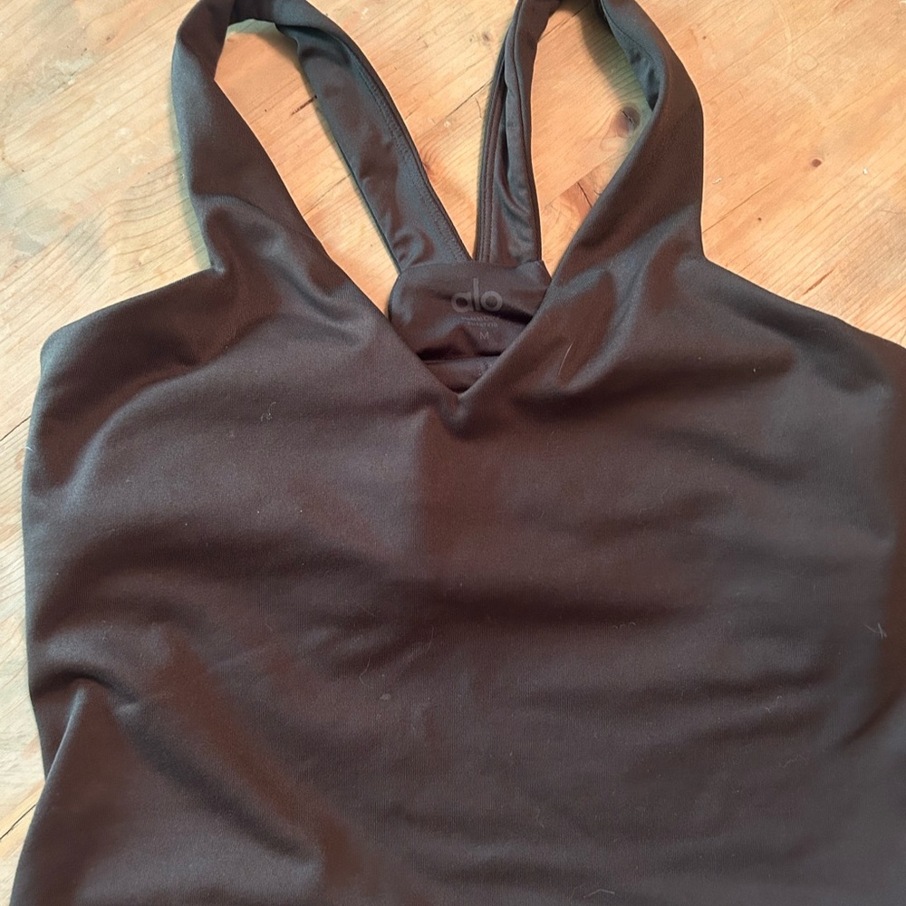 Alo Crop Top